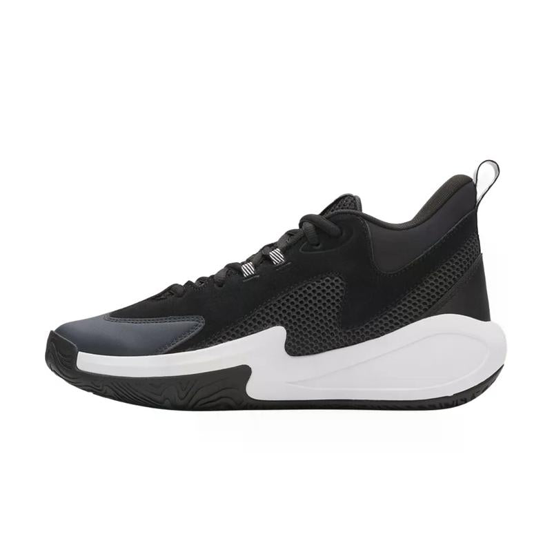 Under Armour Men's basketball shoes BLACK