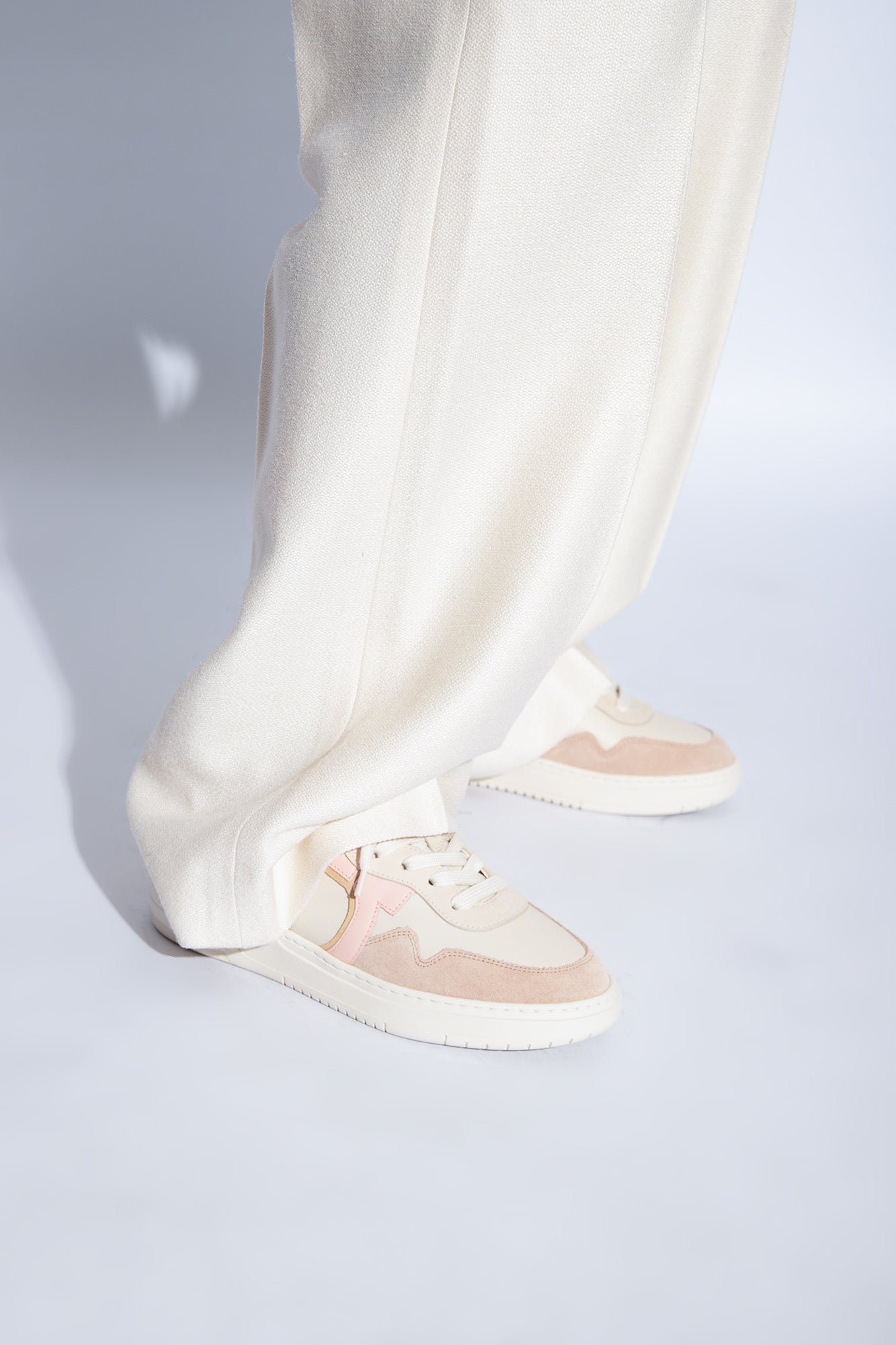 SALVATORE FERRAGAMO Women's sneakers MILKY WHITE 030576DANIA769717CIPRIA